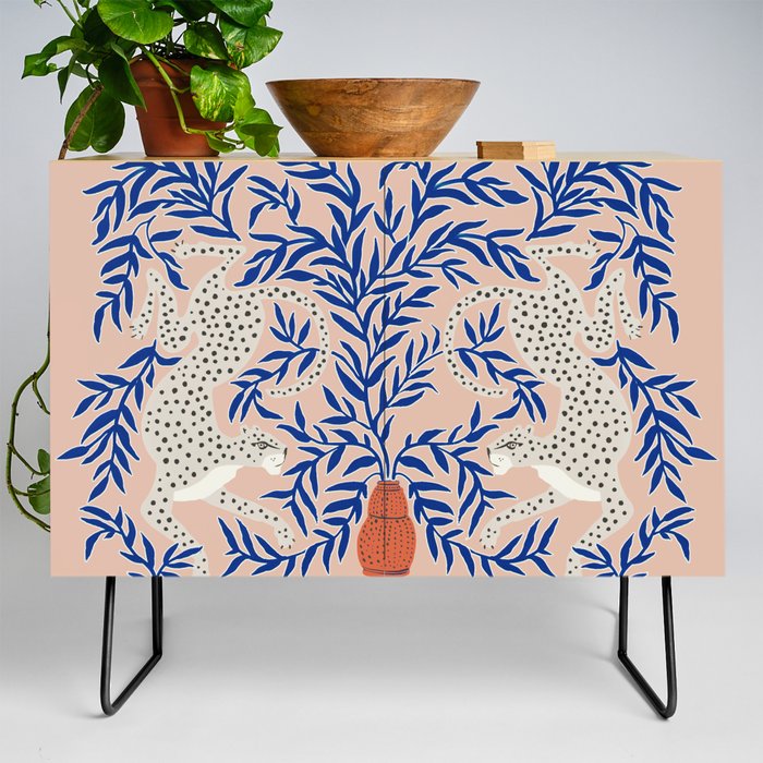 Leopard Vase Credenza Gallery Image 2